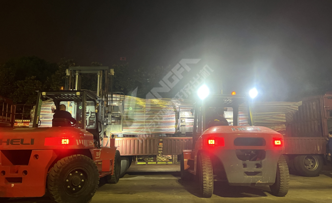 石科院廢塑料梯級減容高效液化脫氯（RDC）單元反應(yīng)器通過出廠驗收 從南京康發(fā)雙螺桿造粒機(jī)工廠起運(yùn)