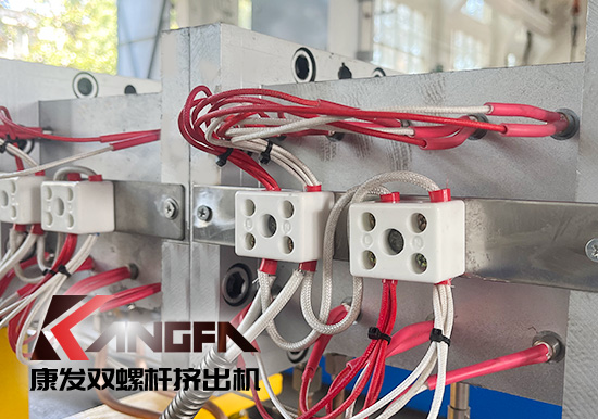 康發(fā)橡塑——雙螺桿擠出機(jī)源頭廠家 公司主營JSH-K系列、JSH雙螺桿系列、JSH雙階系列成套設(shè)備